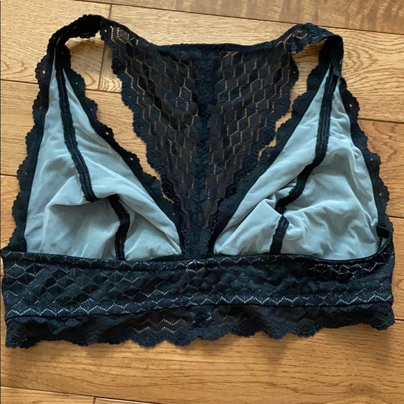 Black lace bralette - Picture 4 of 6